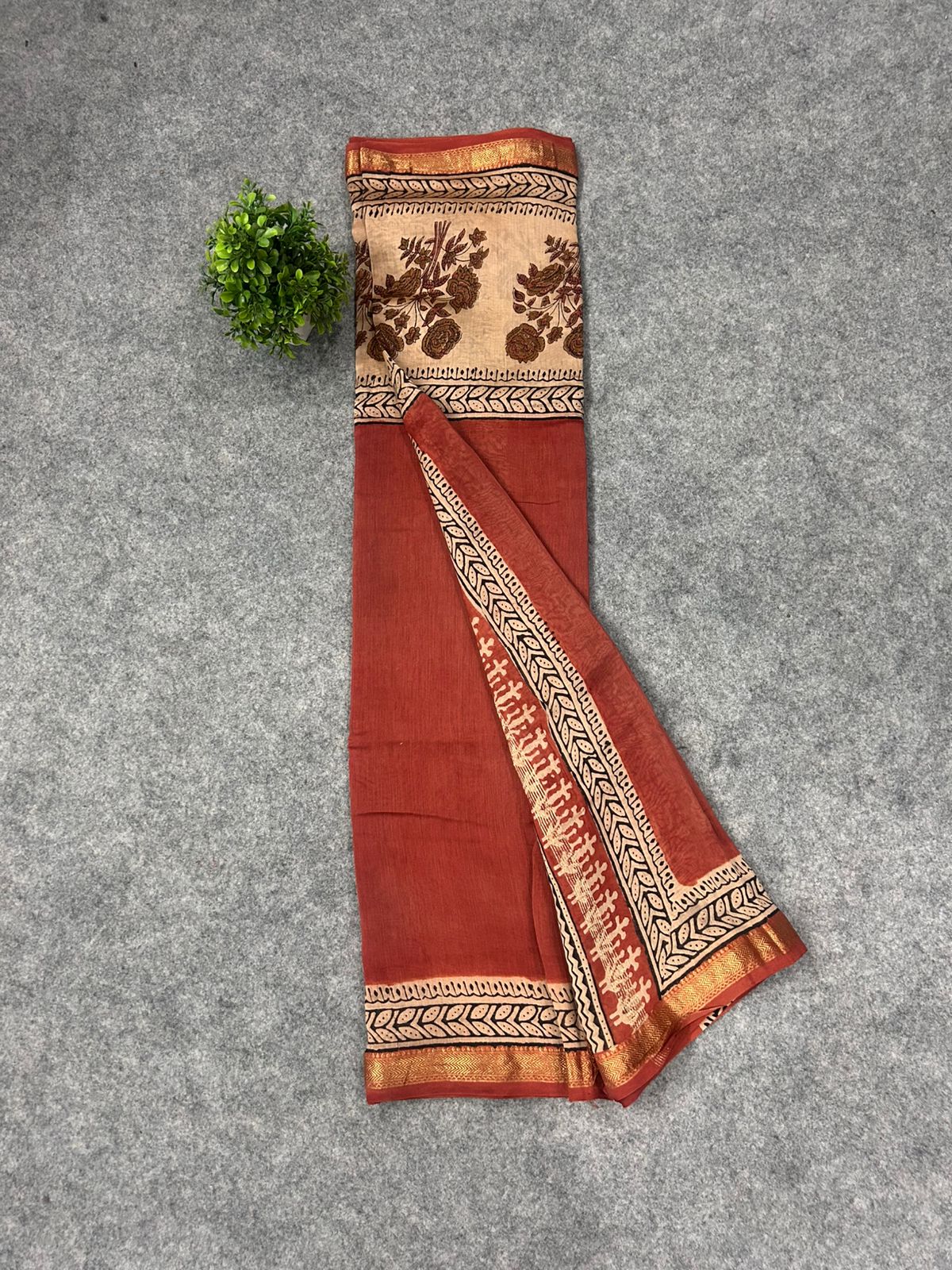 Beige & Rust Maheshwari Silk Saree with Handblock Floral Print & Zari Border | Elegant Festive Wear