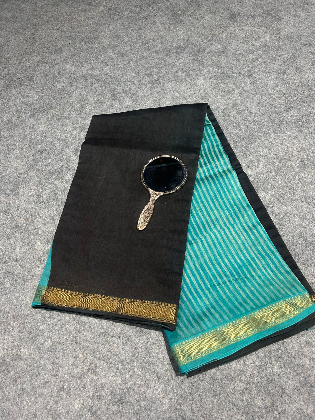 Black & Teal Maheshwari Silk Saree with Striped Pallu & Zari Border | Elegant Contrast Saree
